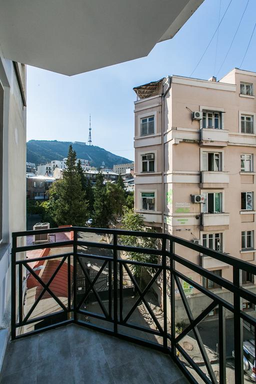 Sweet Home 3 At Freedom Square Tbilisi Luaran gambar