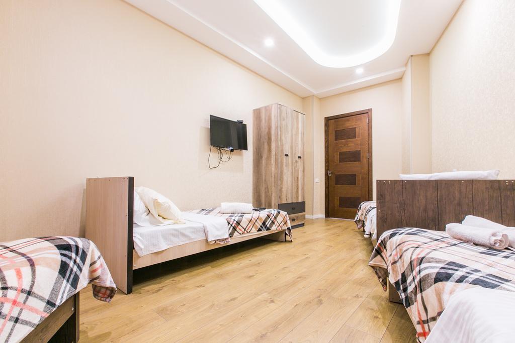 Sweet Home 3 At Freedom Square Tbilisi Luaran gambar